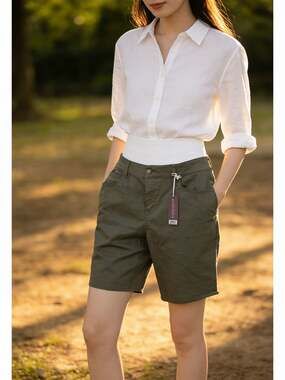 Lincoln Outfitters Bermuda Mid Rise 9 Inch Inseam Comfort Stretch No Gap Waistba